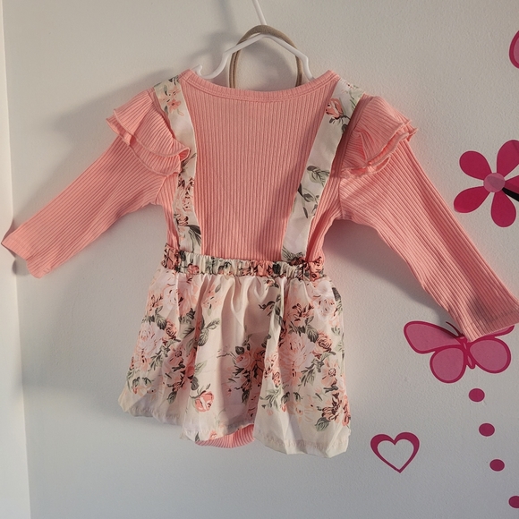 Onesie long sleeved shirt with romper and headband 12-18mth - Picture 2 of 2